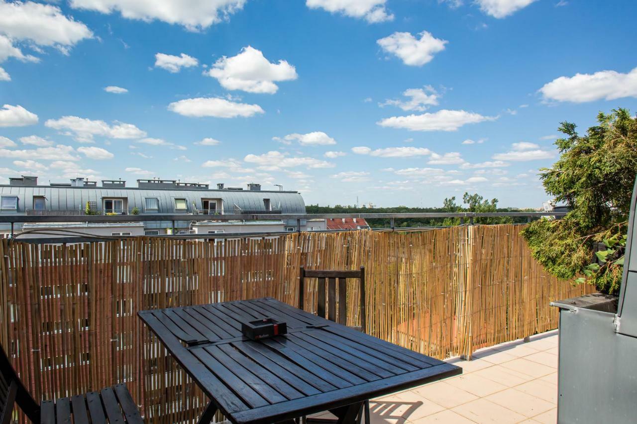 Apartments Wroclaw Manganowa By Noclegi Renters Ngoại thất bức ảnh