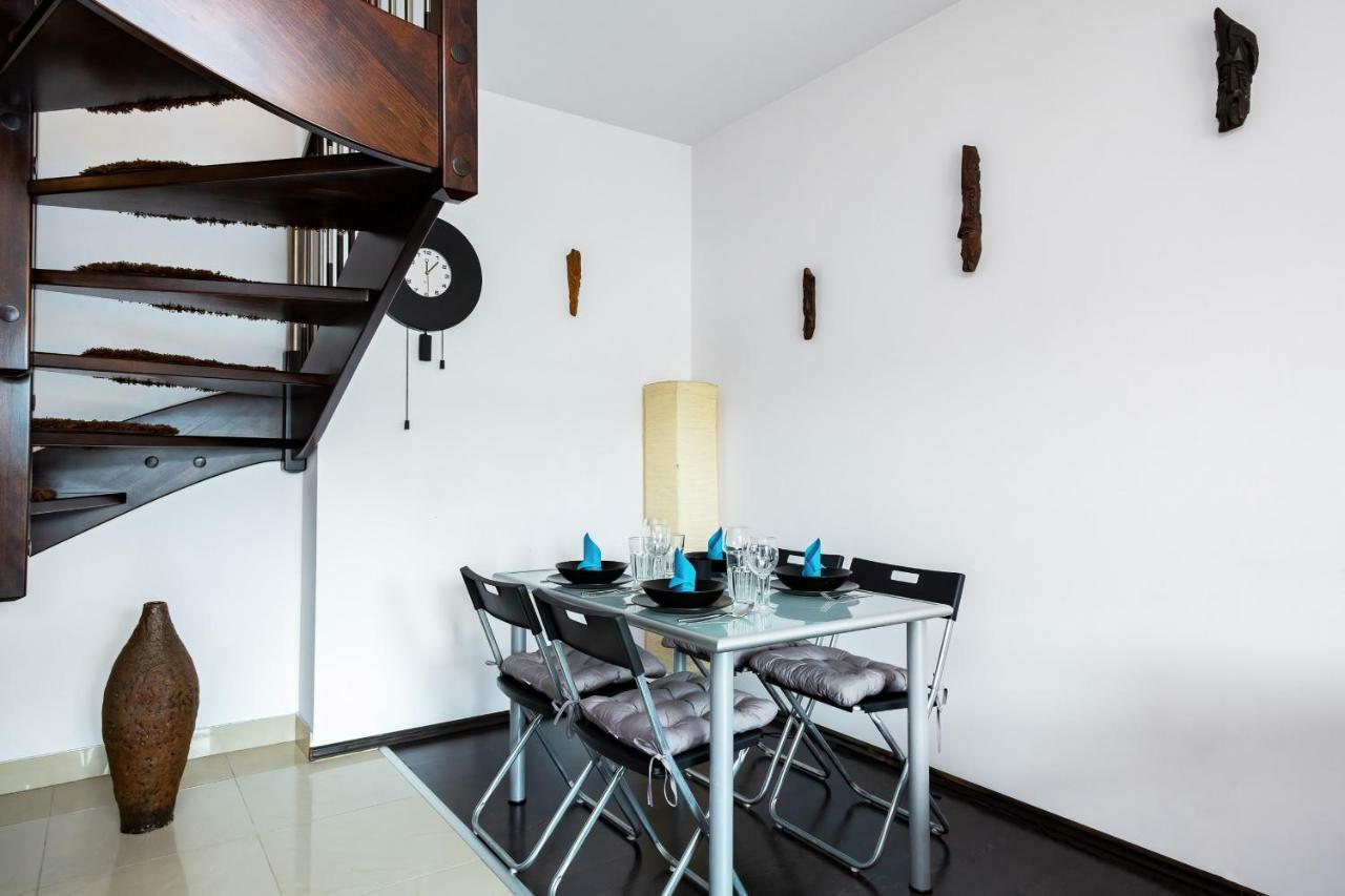 Apartments Wroclaw Manganowa By Noclegi Renters Ngoại thất bức ảnh